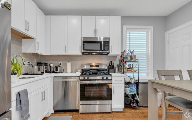 Building Photo - 60 Harvest St Unit 1 Rental