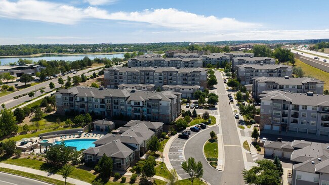 HiLine at Littleton Commons apartments — community photo
