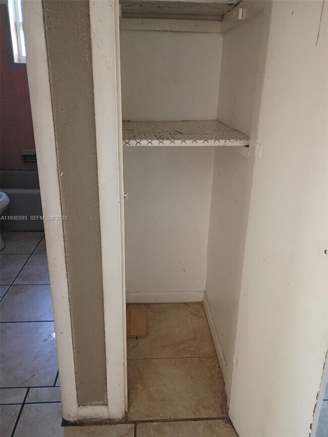 Photo - 1017 Chipola Rd Unit A