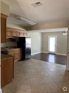 Building Photo - 102 Cathedral Mnr Rental