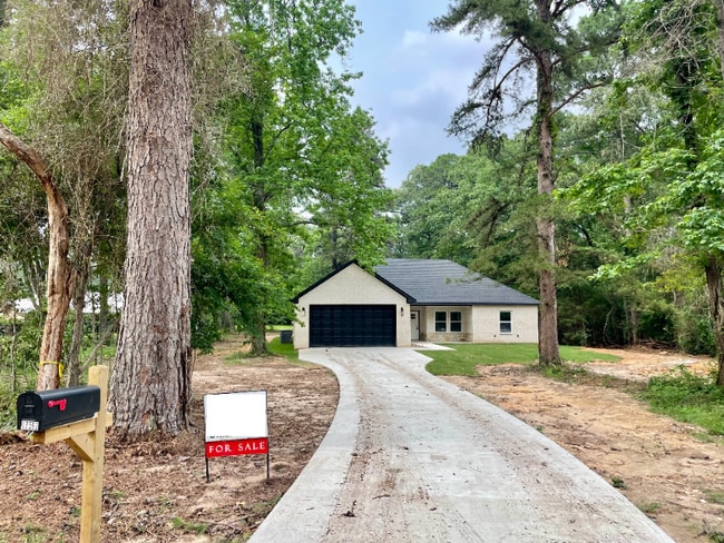 Photo - 17562 Highland Cir