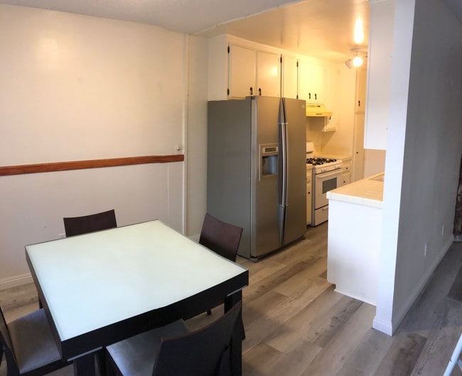 Dining Room / Kitchen - 1914 Corinth Ave Condo Unit 104