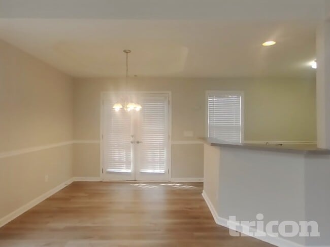 Photo - 320 Providence Rd