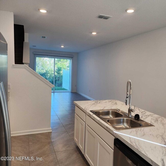 Photo - 8409 Zenith Cir