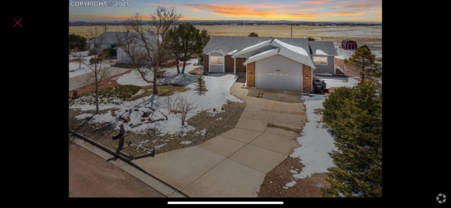 Building Photo - 9544 Waterbury Dr Rental