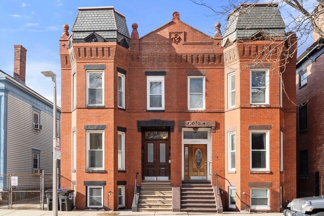 Photo - 564 E 5th St Apartment Unit 2
