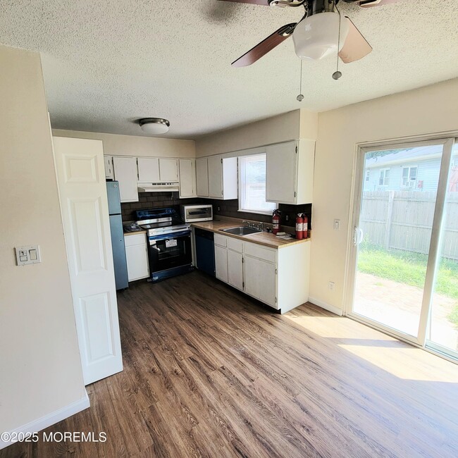 14 Primrose Ln Unit D
