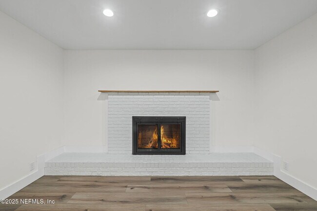 Photo - 5477 Brightwater Ln