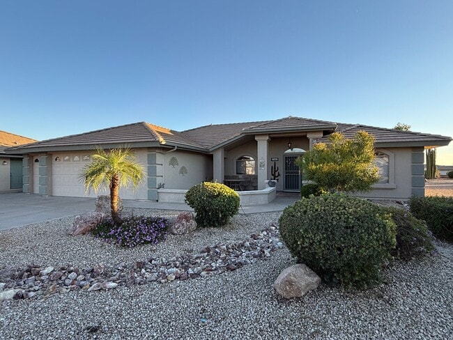 Building Photo - SUNLAND SPRINGS 55+ CORNER LOT 3 BEDROOM 2 BATHROOM FULLY FURNISHED HOME
