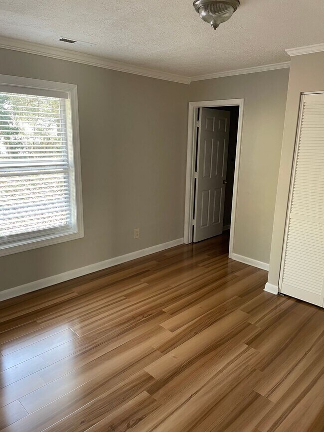 3 Bed 2 Bath in Hapeville! Rental For Rent in Hapeville, GA
