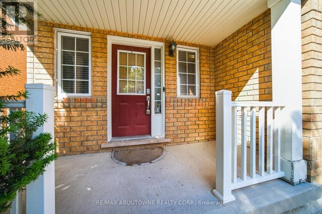 Photo - 902 Gazley Cir