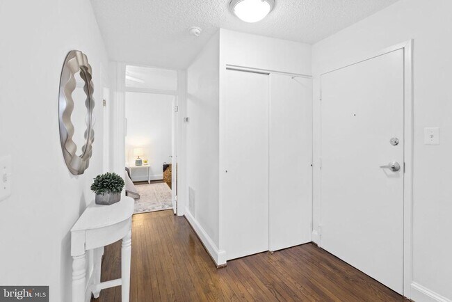 1401 Columbia Rd NW Unit 310