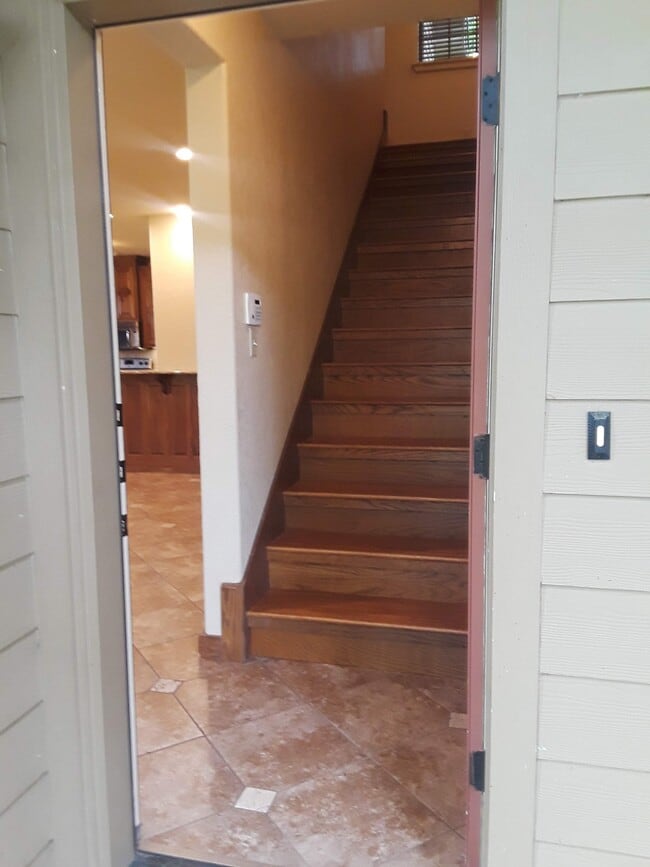 Photo - 1800 County Road 4817