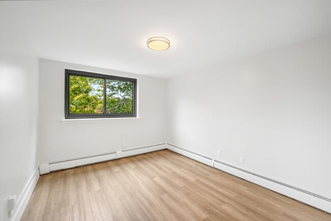 Photo - 280 Collins St Unit 410