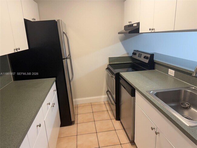 Photo - 10700 SW 108th Ave Unit C110