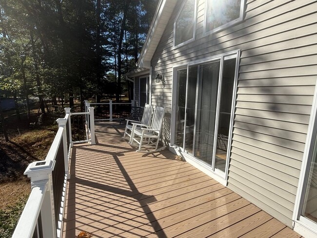 Photo - Spacious & Comfortable 4 Bedroom House - C...