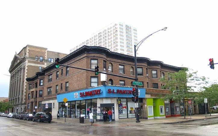 Photo - 4751-4757 N Sheridan Ave Apartments