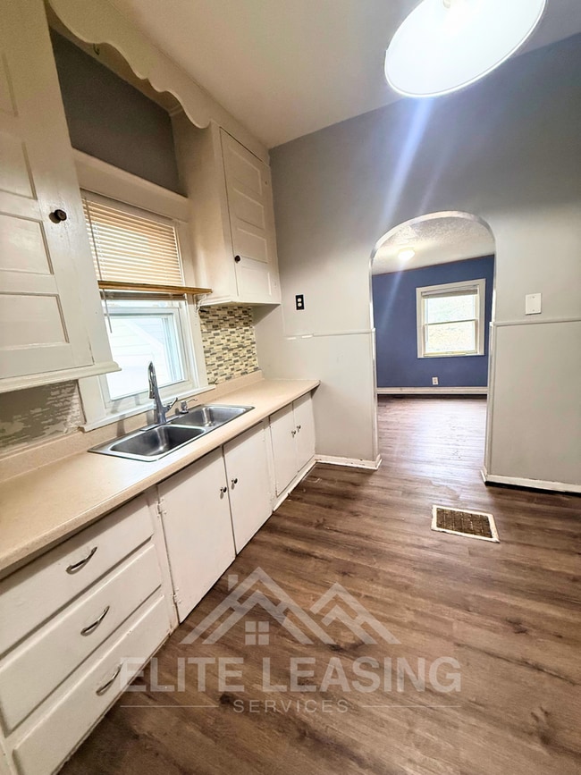 Photo - Charming 3 Bedroom Home Near Downtown Topeka!