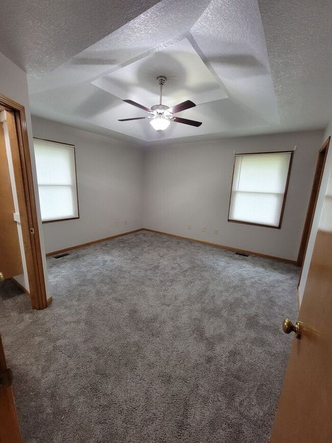 Photo - 18500 E Arrowhead Ln