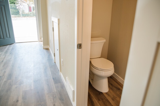Photo - 6820 NE Vancouver Mall Dr Townhome