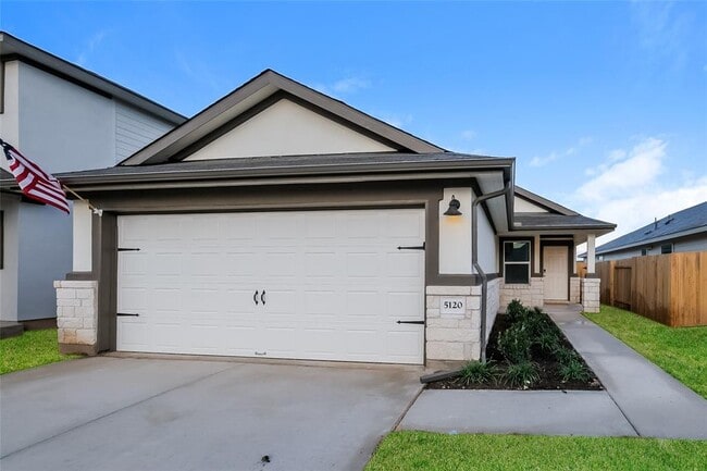 Building Photo - 5120 Saddle Clb Dr Rental