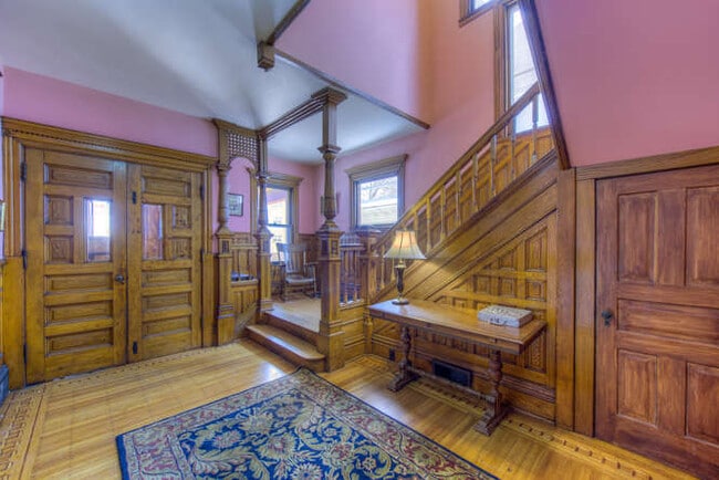 Photo - 432 Ridgewood Ave