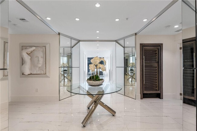 Photo - 350 SE 2nd St Unidad GPH-90