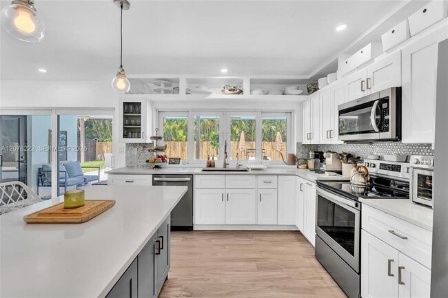Photo - 101 SW 75th Ave