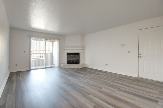 Photo - 2606 S Durango Dr