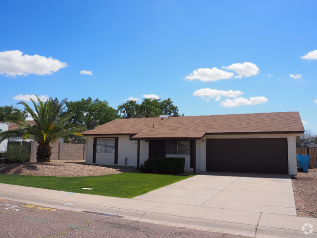 Building Photo - 1019 W Tonopah Dr Rental