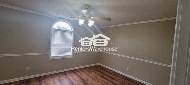 Photo - 4745 King Saul Dr