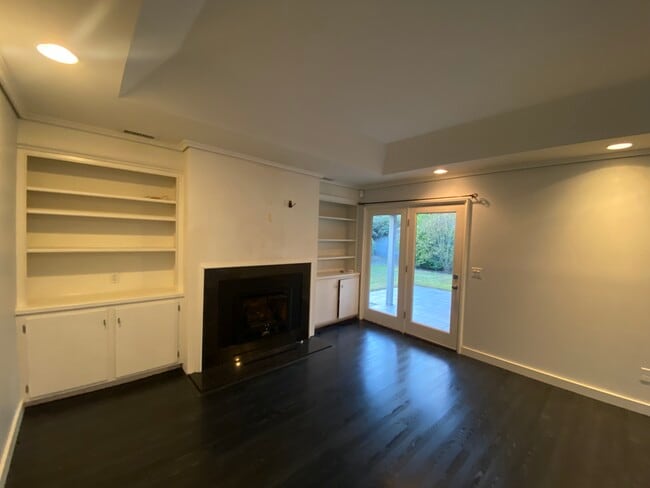 Photo - 2218 Graystone Dr