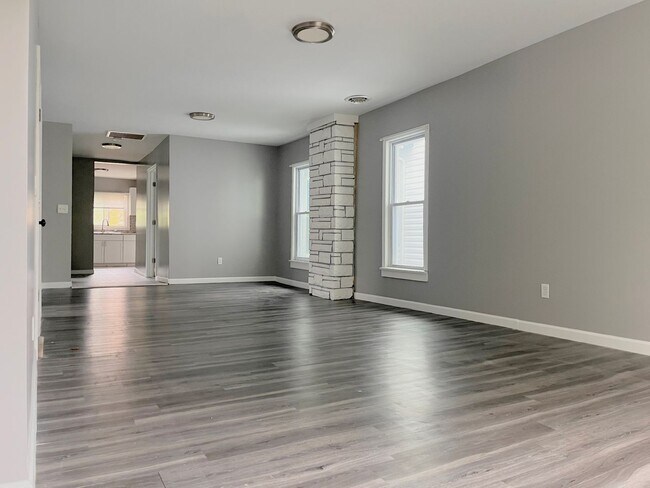 Photo - 1025 West Ave Unidad 2- 2nd Floor