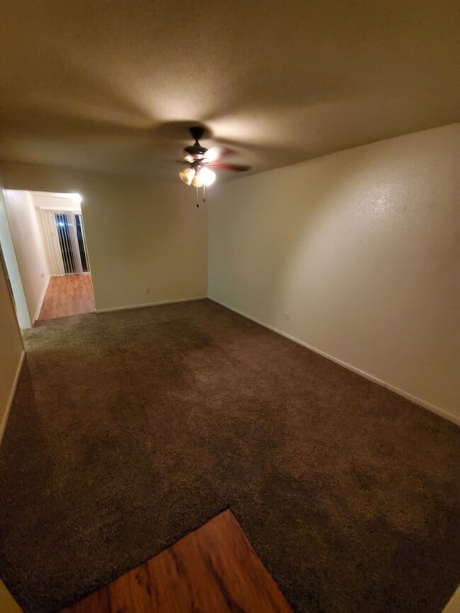 Photo - 1606/1608 Cloverdale Unidad 1606