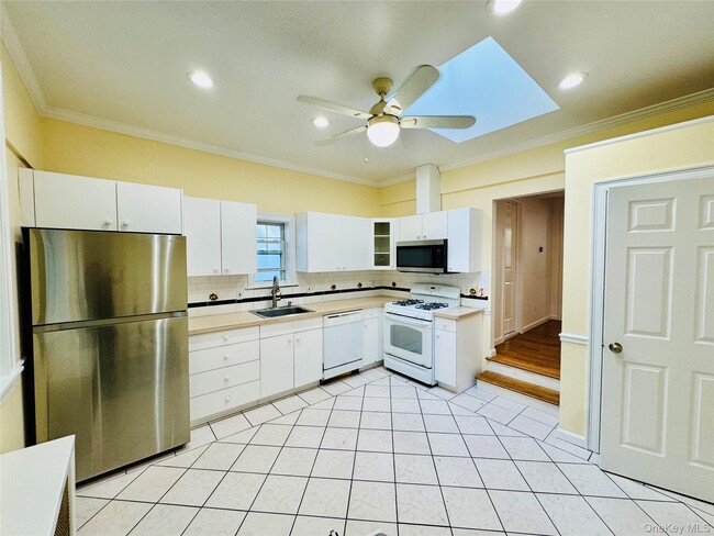 Photo - 8 Rockledge Ave