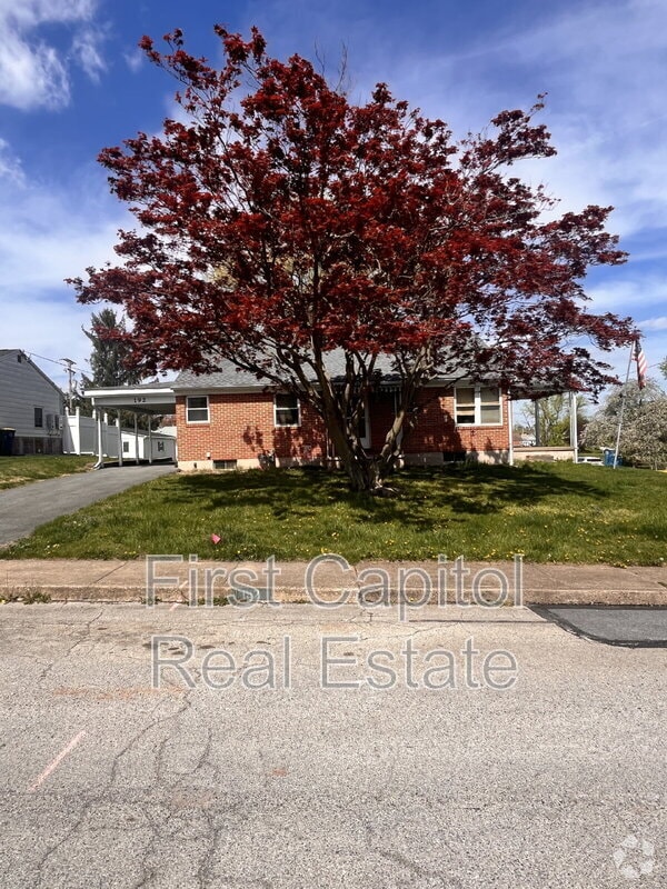 Building Photo - 192 N 5th St Rental