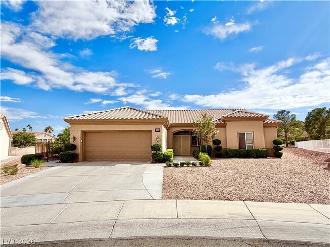 Building Photo - 10541 Broom Hill Dr