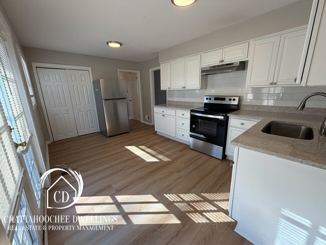 Photo - 4564 Moline Ave