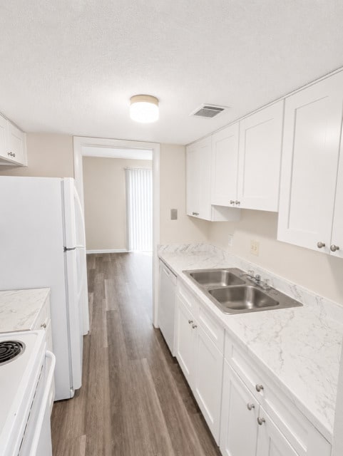 Building Photo - Allen Apartments