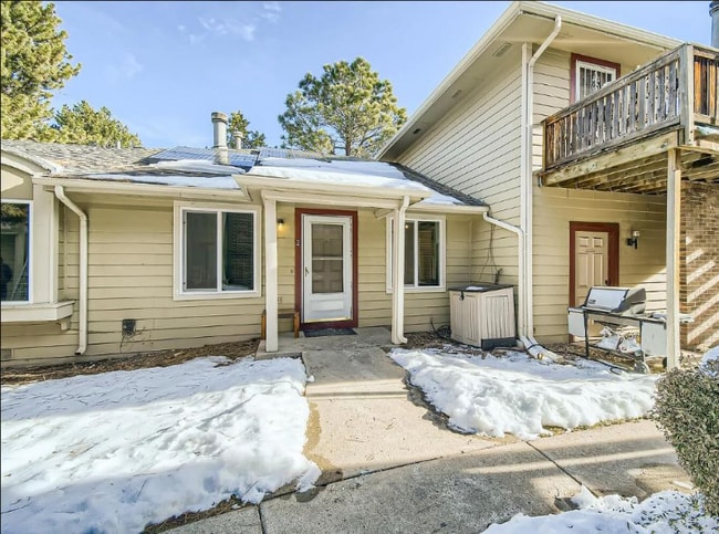 Photo - 7943 York St