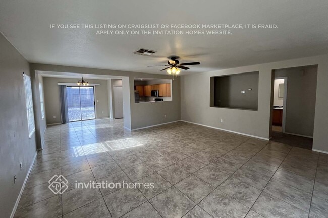 Photo - 12628 N Main St