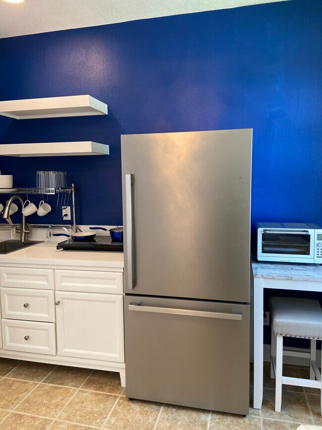 Kitchen/Disposal/Ice maker - 30685 Desert Eagle Way Unit Casita