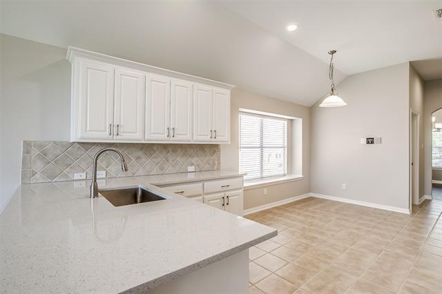 Photo - 2692 Lake Ridge Dr
