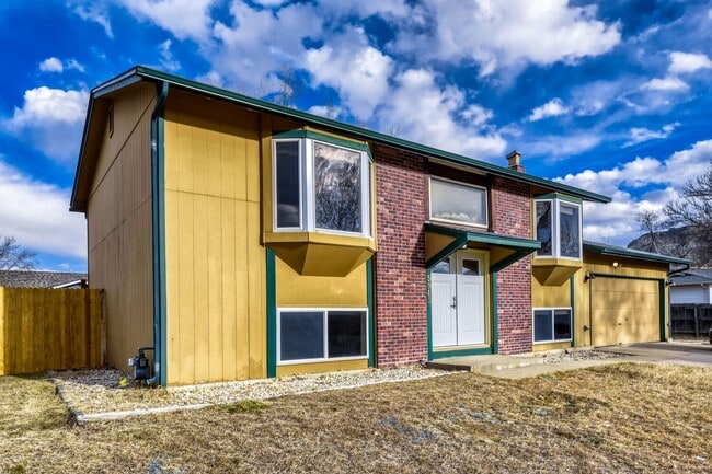 Building Photo - 5943 Culebra Ct