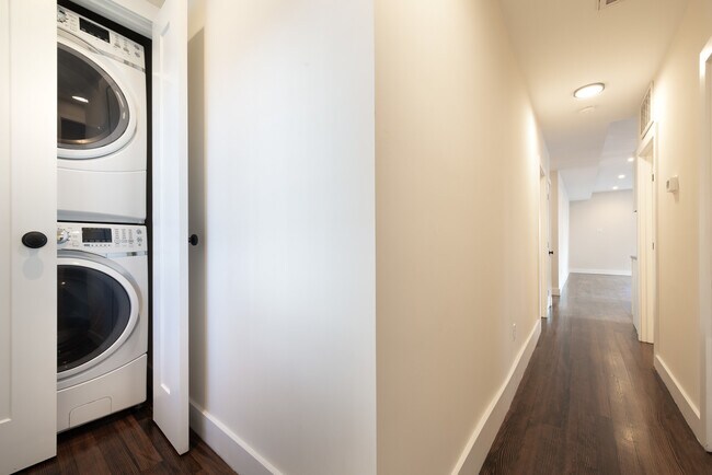 Photo - 19 Playstead Rd Unit A