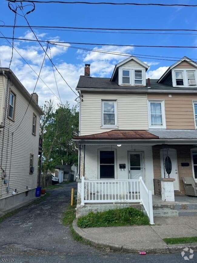 Building Photo - 41 Evelyn Ave Unit 41 Rental