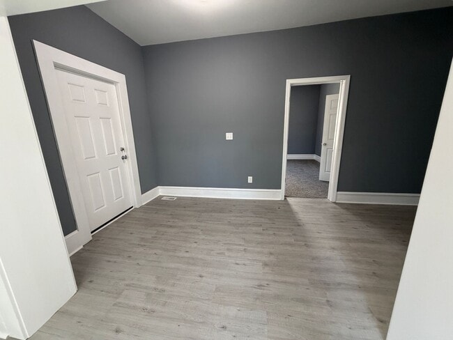 Photo - Amazing 7 Bedroom 2 bathroom updated home for rent in Burlington, NC