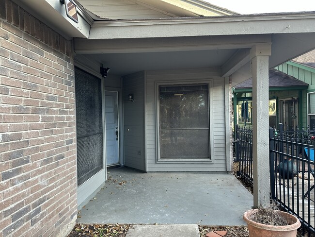 Photo - 103 Montego Ct