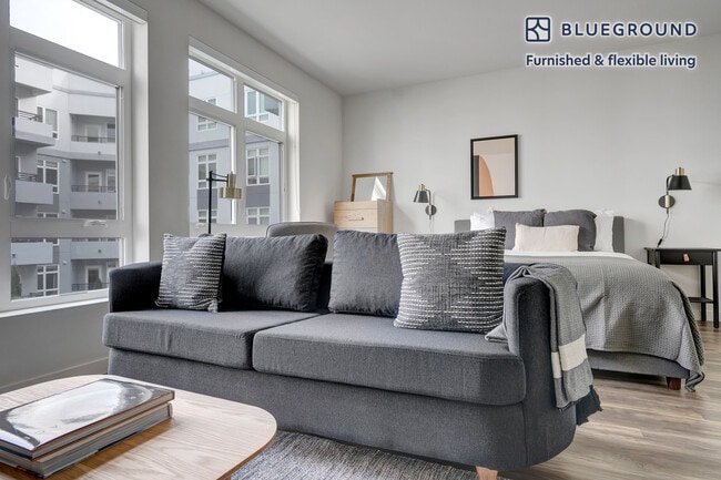 3093 Broadway-SI FL5-ID698