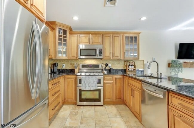Building Photo - 1 Arnold Palmers Ct Rental
